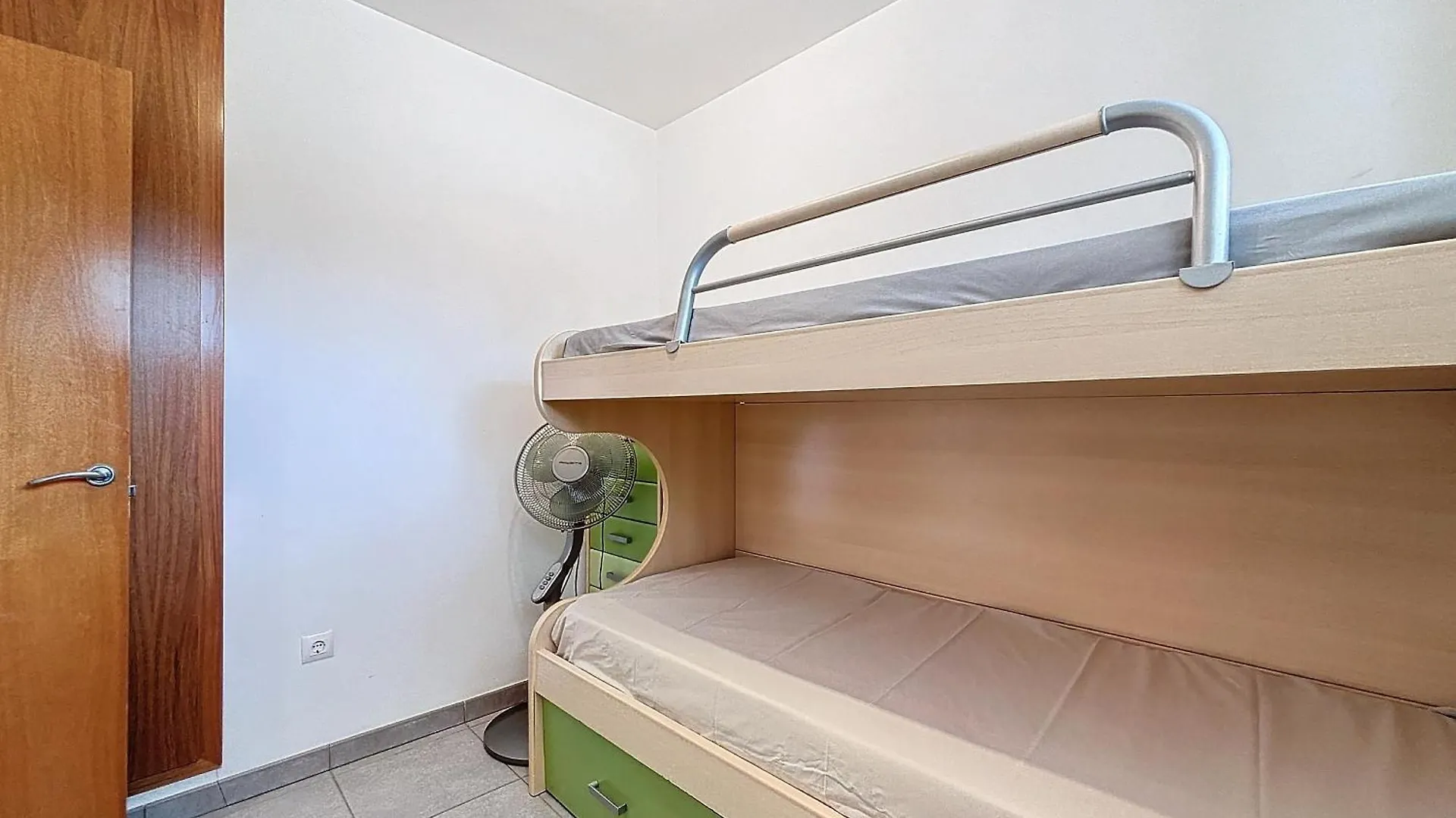 Argentera - Residencia Standing Piscina Apartment Roses